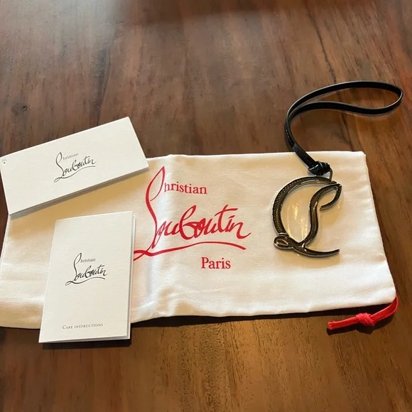 Christian Louboutin Black and Silver BNW FASHIONISTA LIMITED edition bag charm - Picture 1 of 7